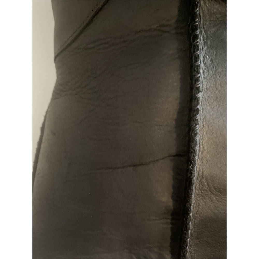 UGG Australia Style Ladies 1016559 Classic Short Black Leather Boots Size 7M - Picture 6 of 14